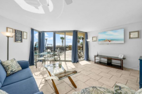 1st Floor Resort Condo! No Elevators! Free Beach Chair Service! by Dolce Vita Getaways PCB